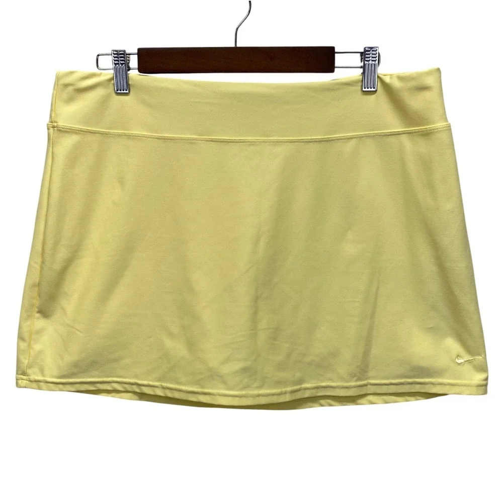 Nike Fit‎ Dry Athletic Skort Womens L Yellow Built-in Shorts Tennis Golf Wicking